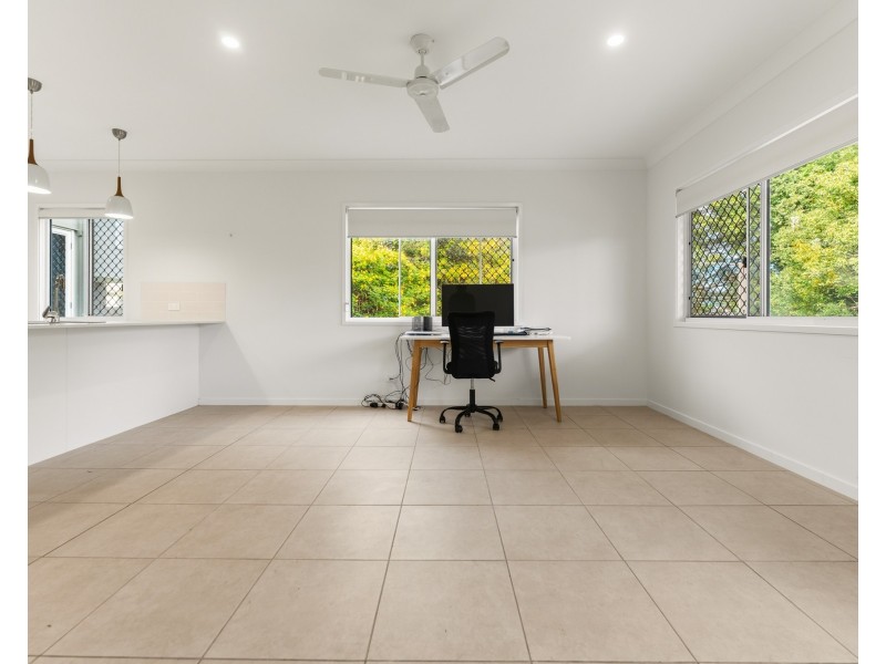 10 Riverina Court, Nerang QLD 4211