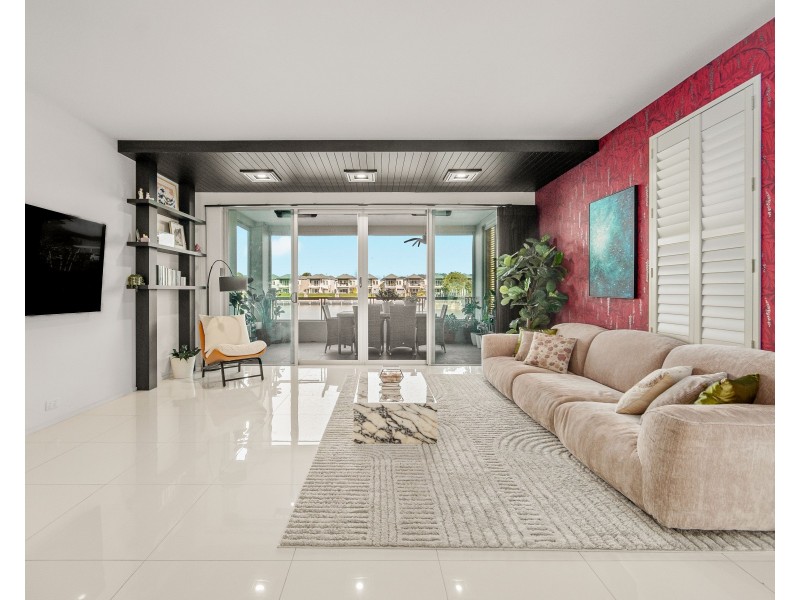 1/802 Glades Drive, Robina QLD 4226