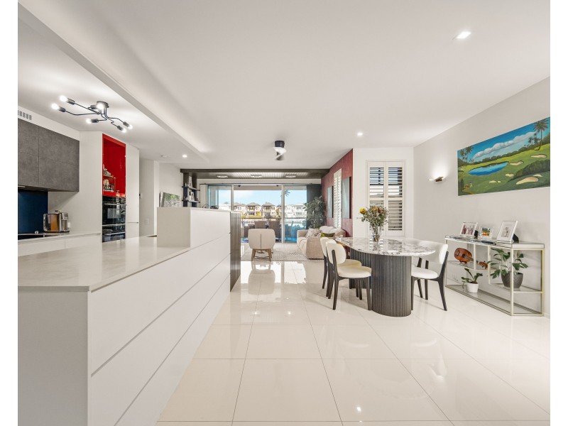 1/802 Glades Drive, Robina QLD 4226