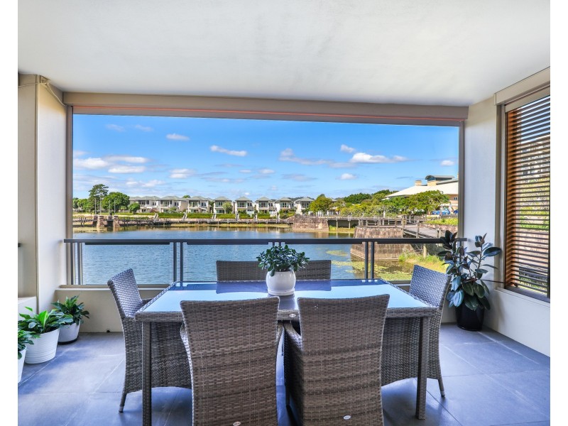 1/802 Glades Drive, Robina QLD 4226