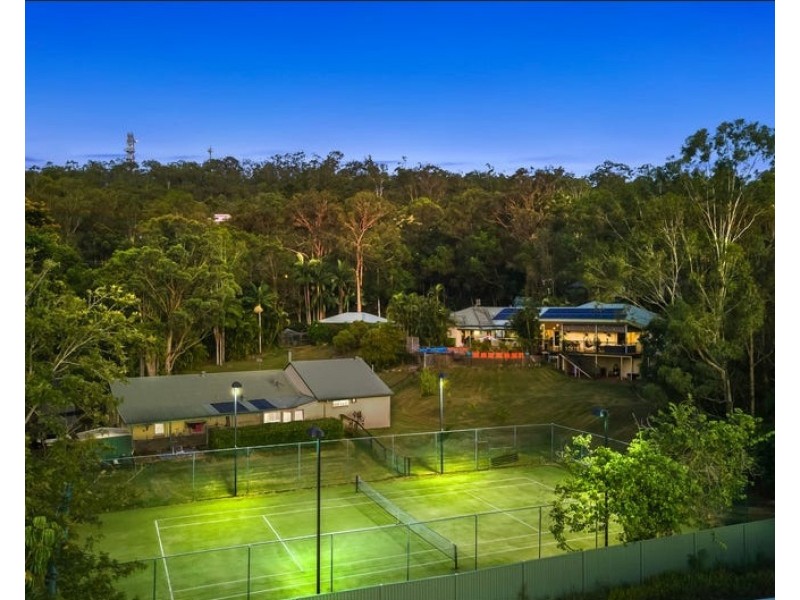 25 Uplands Drive, Parkwood QLD 4214