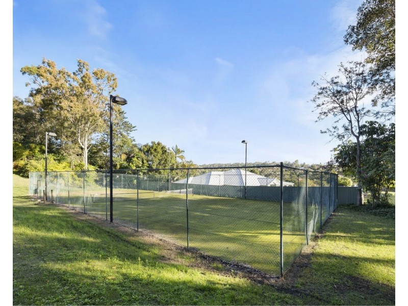 25 Uplands Drive, Parkwood QLD 4214