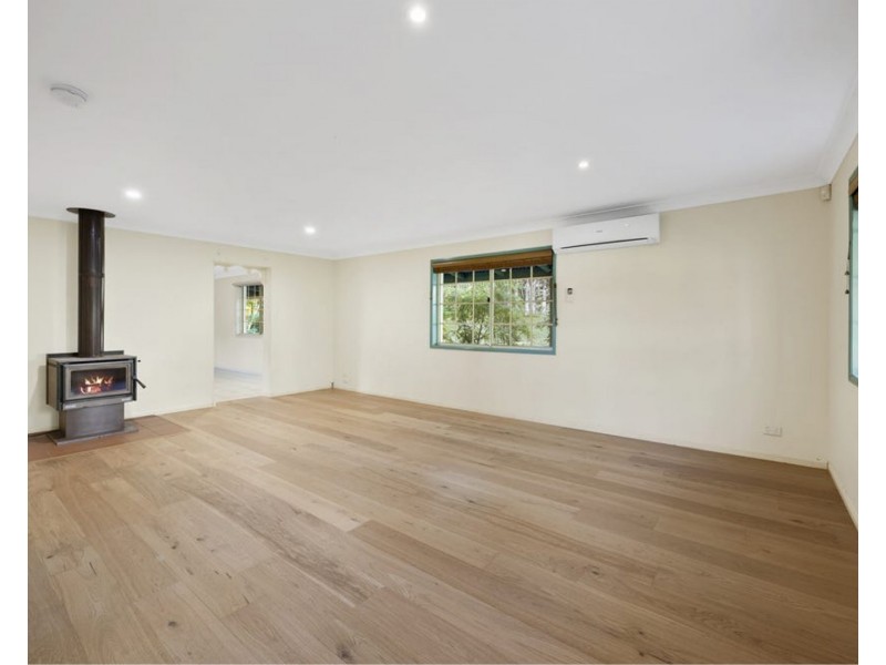25 Uplands Drive, Parkwood QLD 4214