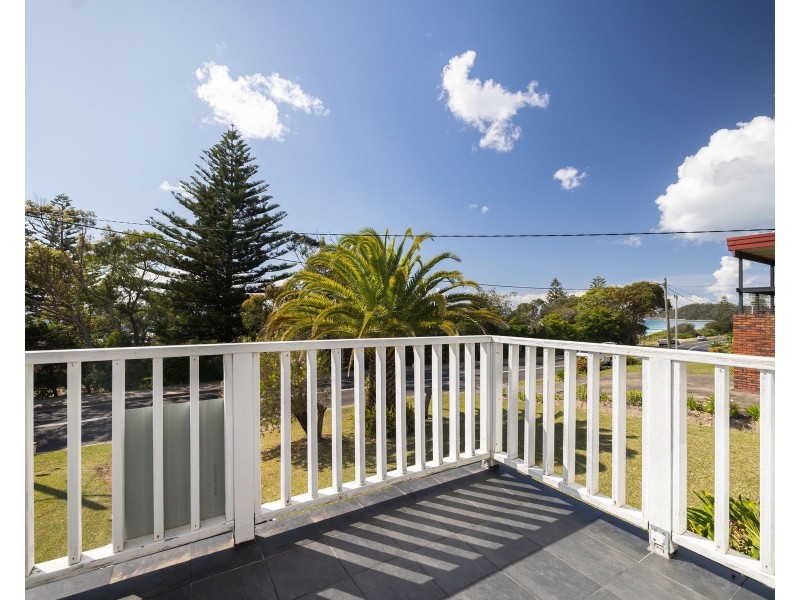 71 Mitchell Parade, Mollymook Beach NSW 2539