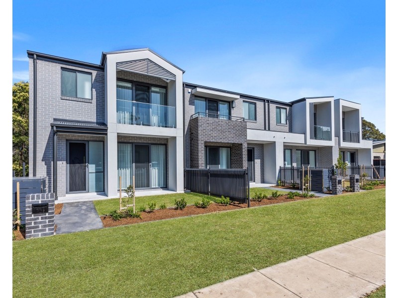 2/2 Dolphin Point Road, Burrill Lake NSW 2539