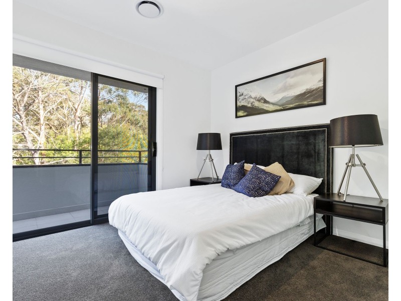 3/2 Dolphin Point Road, Burrill Lake NSW 2539