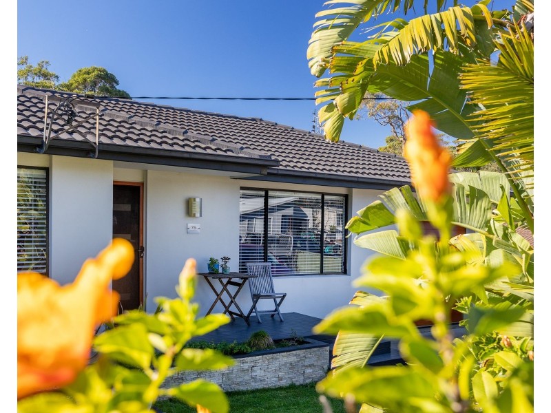 76 Tallwood Avenue, Mollymook Beach NSW 2539