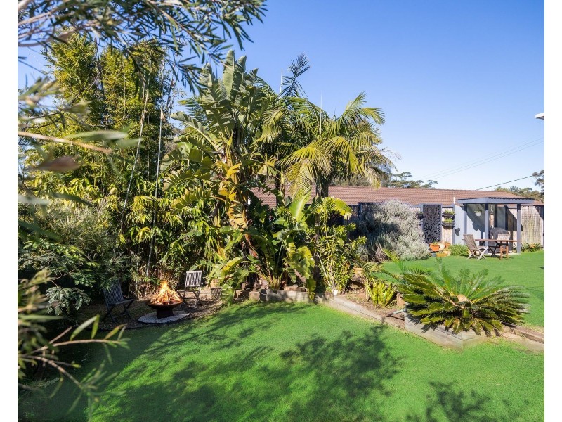 76 Tallwood Avenue, Mollymook Beach NSW 2539