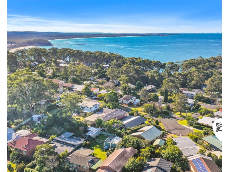 41 Hilltop Crescent, Mollymook Beach NSW 2539