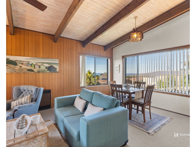 41 Hilltop Crescent, Mollymook Beach NSW 2539