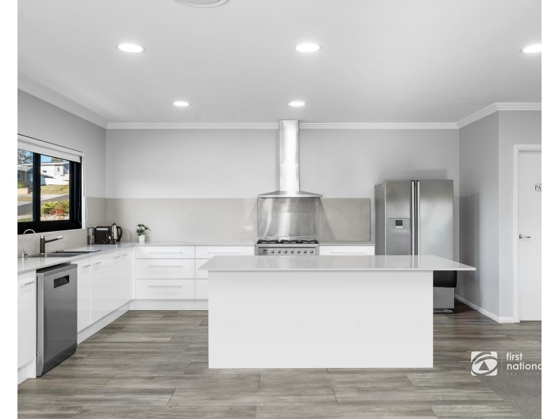 37 Springfield Drive, Mollymook NSW 2539
