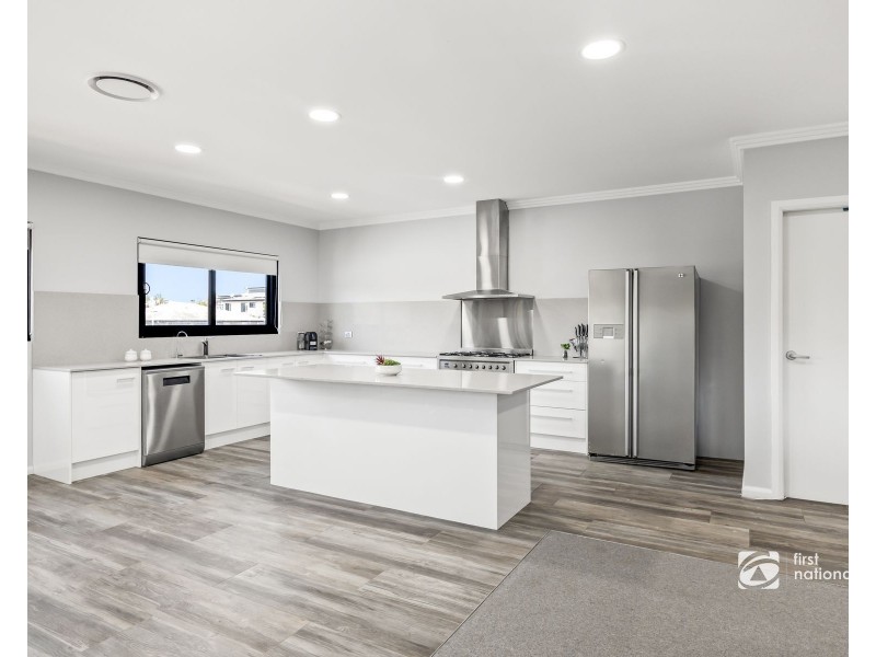 37 Springfield Drive, Mollymook NSW 2539