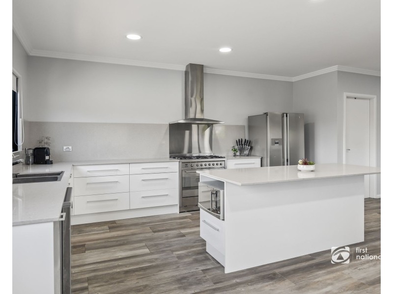37 Springfield Drive, Mollymook NSW 2539