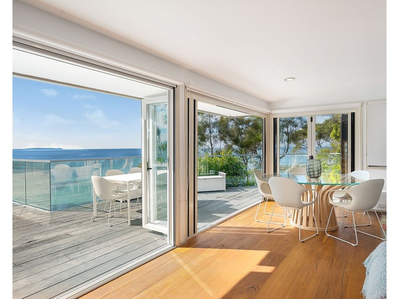 15 Shipton Crescent, Mollymook NSW 2539