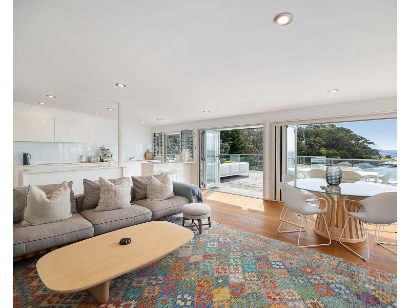 15 Shipton Crescent, Mollymook NSW 2539