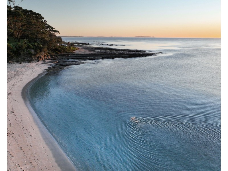 15 Shipton Crescent, Mollymook NSW 2539