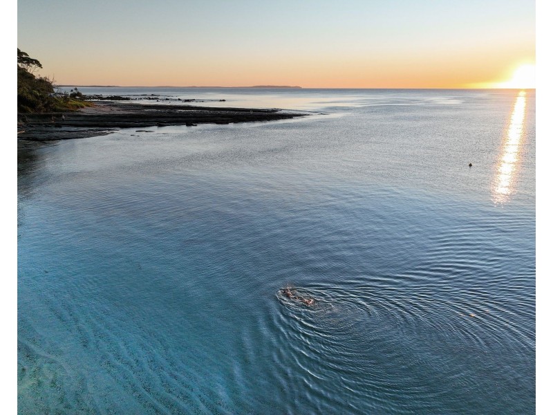 15 Shipton Crescent, Mollymook NSW 2539