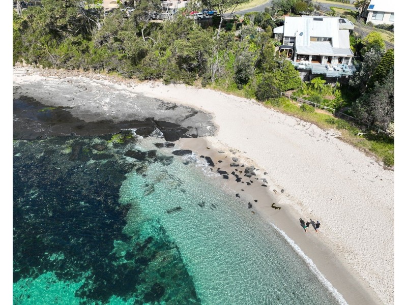 15 Shipton Crescent, Mollymook NSW 2539