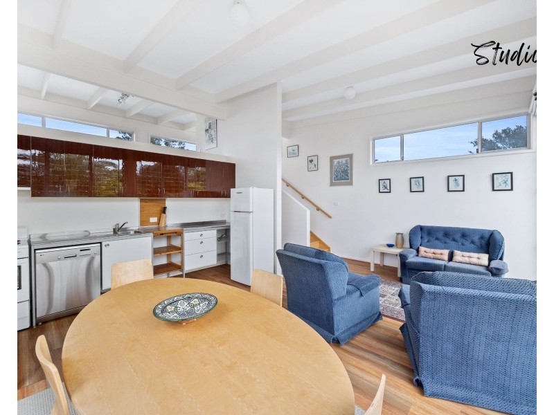 86 Carroll Avenue, Mollymook Beach NSW 2539