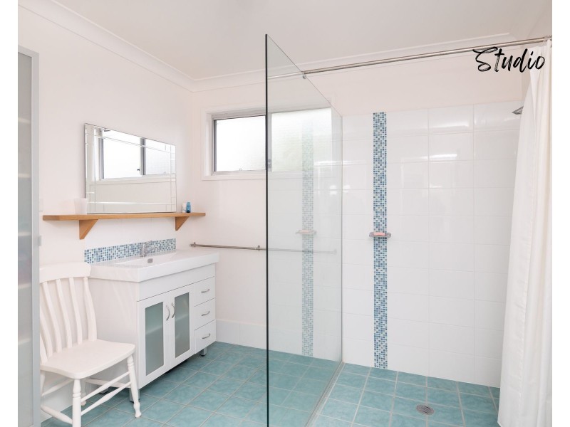 86 Carroll Avenue, Mollymook Beach NSW 2539