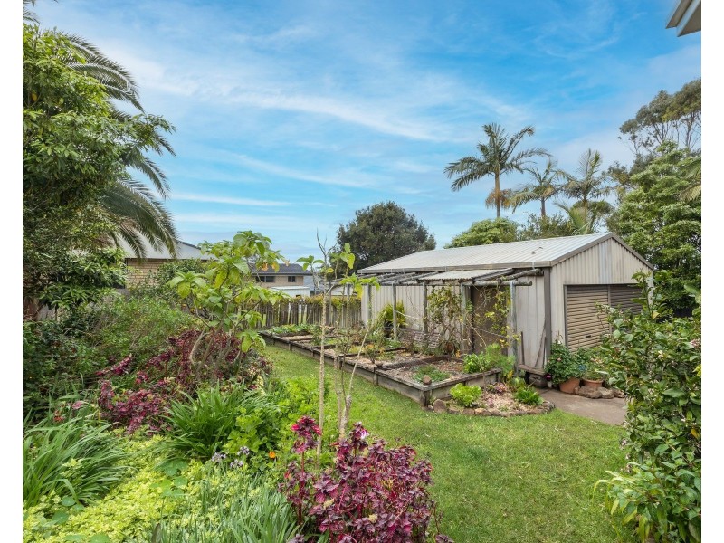86 Carroll Avenue, Mollymook Beach NSW 2539