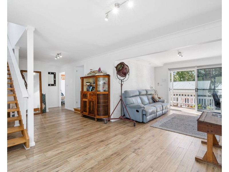 18 Gemini Way, Narrawallee NSW 2539
