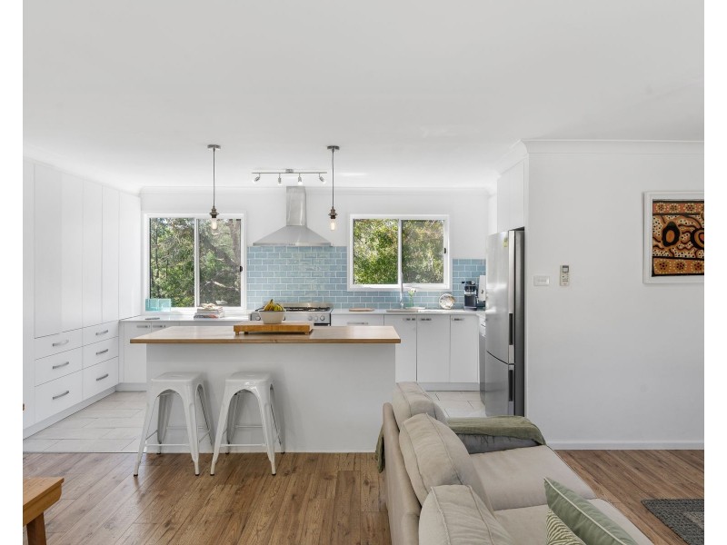 18 Gemini Way, Narrawallee NSW 2539