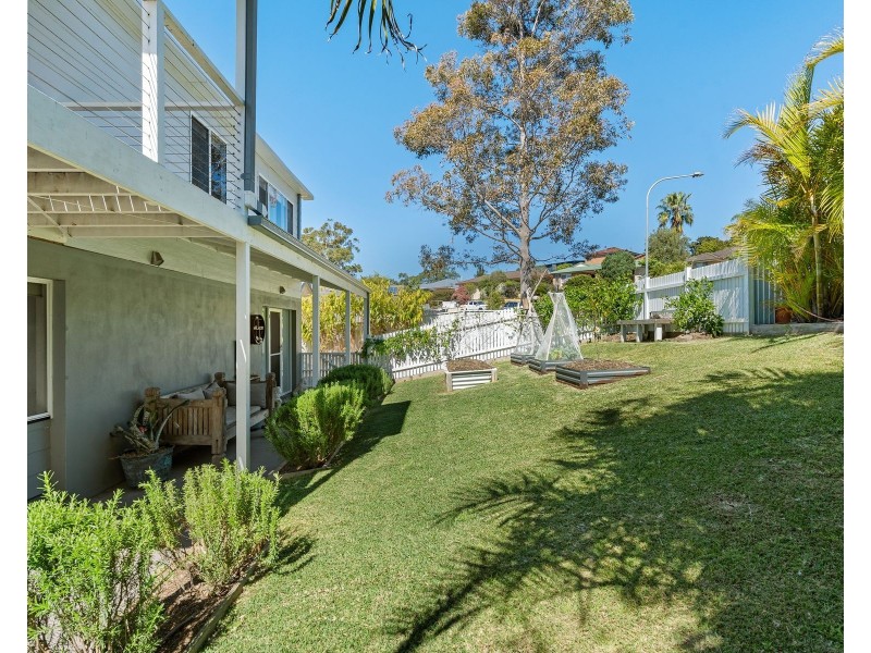 18 Gemini Way, Narrawallee NSW 2539