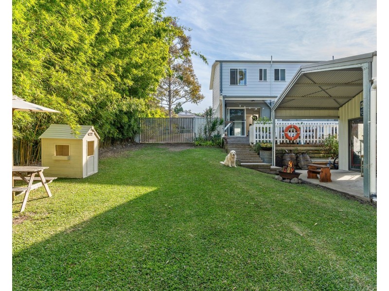 18 Gemini Way, Narrawallee NSW 2539