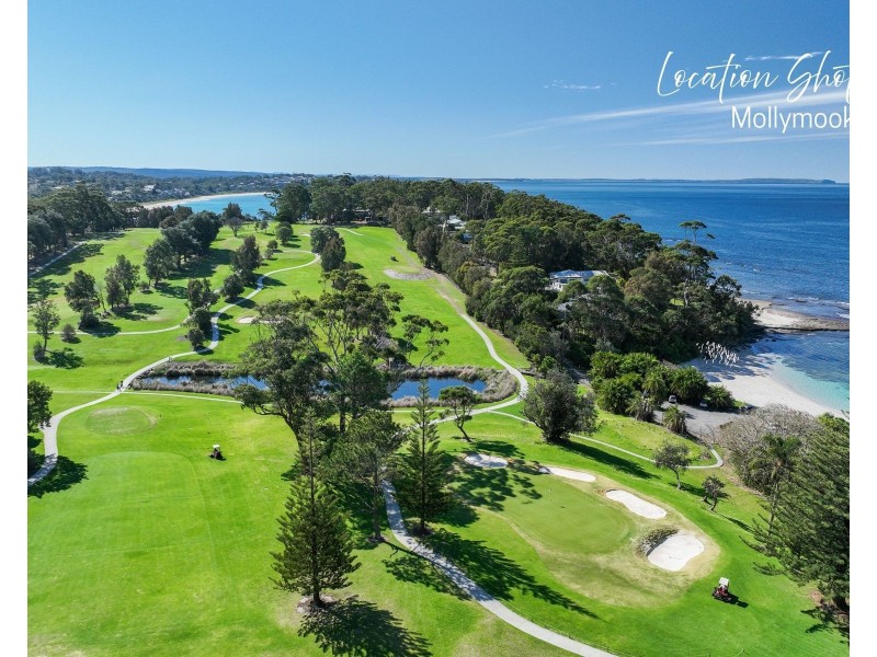 14 Princes Highway, Mollymook NSW 2539