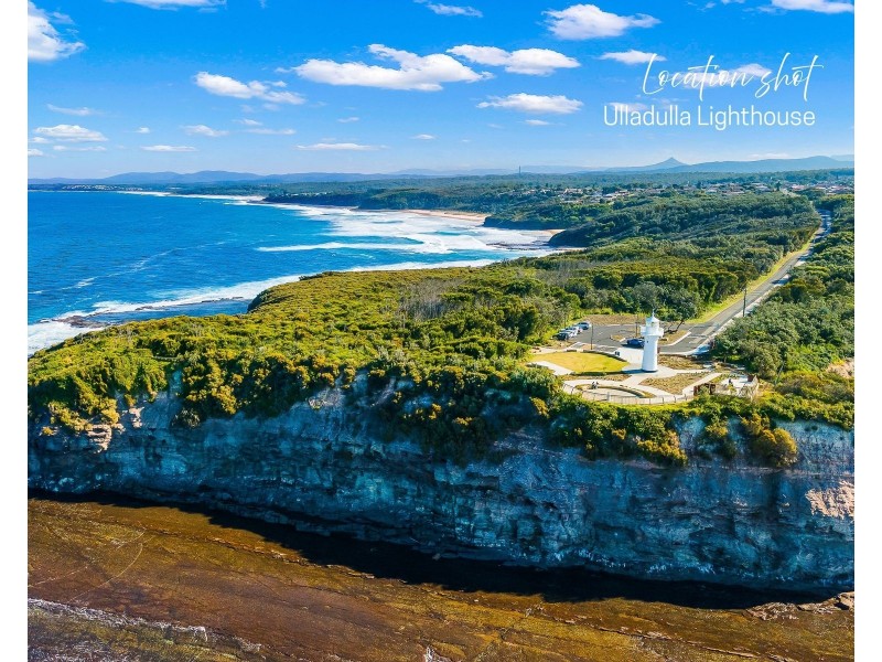 14 Princes Highway, Mollymook NSW 2539