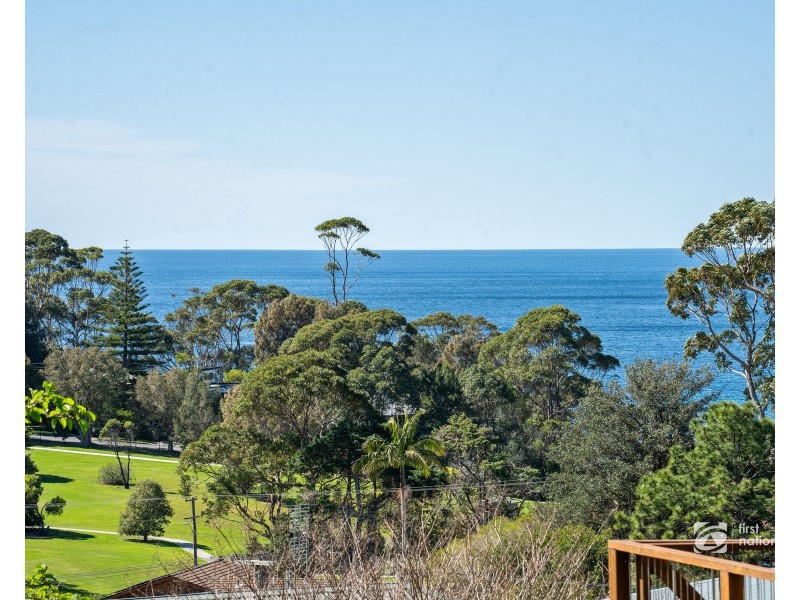 14 Princes Highway, Mollymook NSW 2539