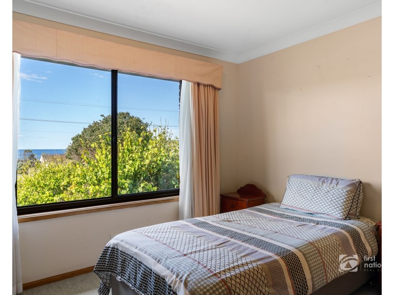 15 Highview Drive, Dolphin Point NSW 2539