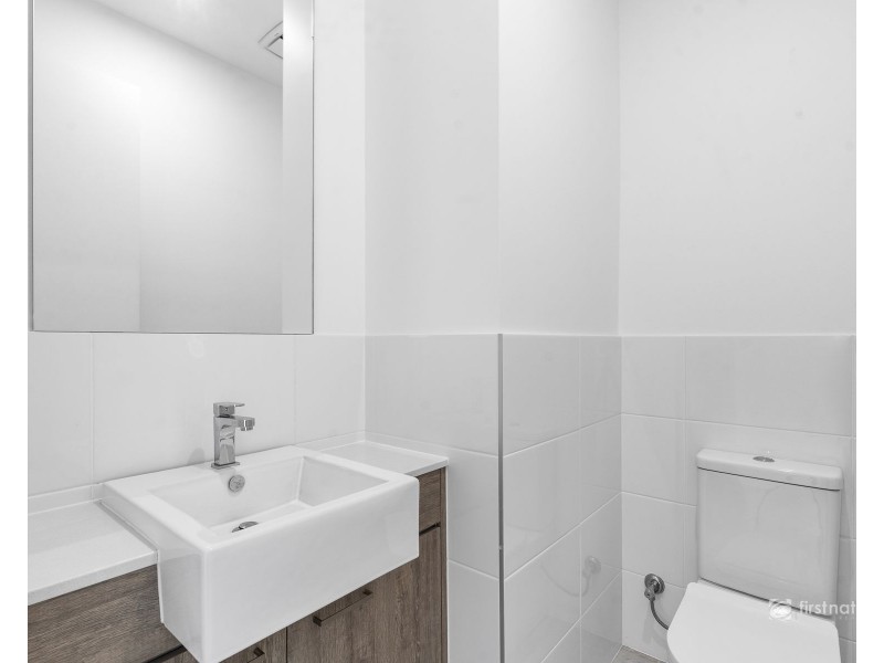 8/2 Dolphin Point Road, Burrill Lake NSW 2539
