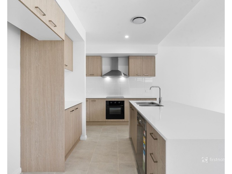 5/2 Dolphin Point Road, Burrill Lake NSW 2539