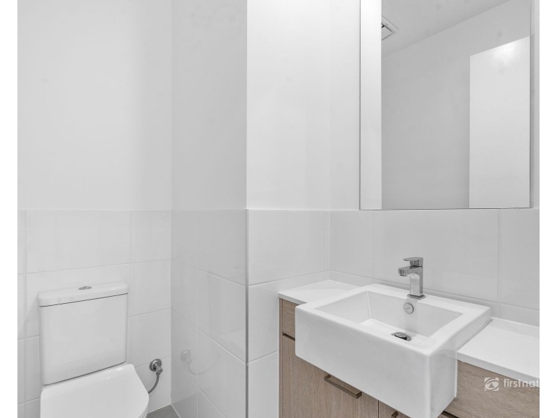 5/2 Dolphin Point Road, Burrill Lake NSW 2539