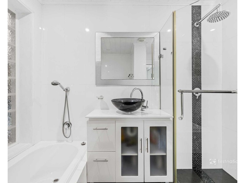 17 Kings Point Drive, Kings Point NSW 2539