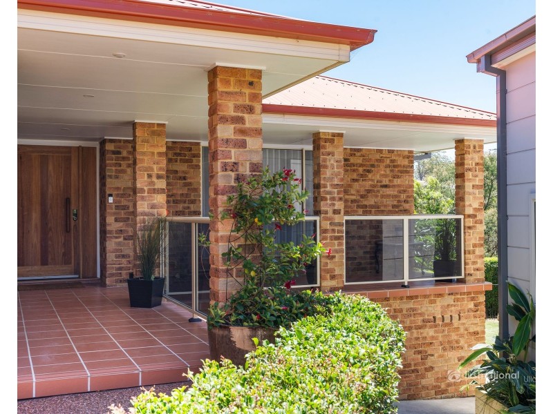 36 Mison Circuit, Mollymook Beach NSW 2539