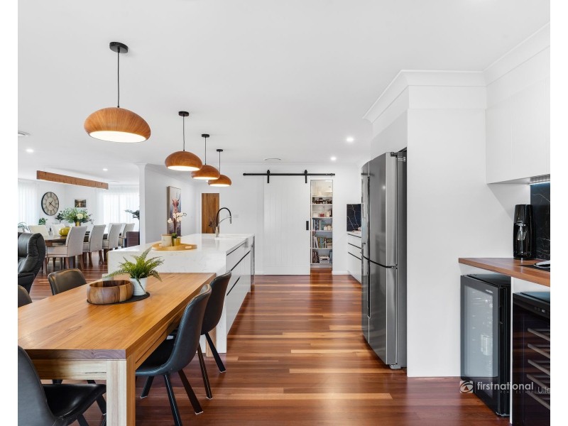 36 Mison Circuit, Mollymook Beach NSW 2539