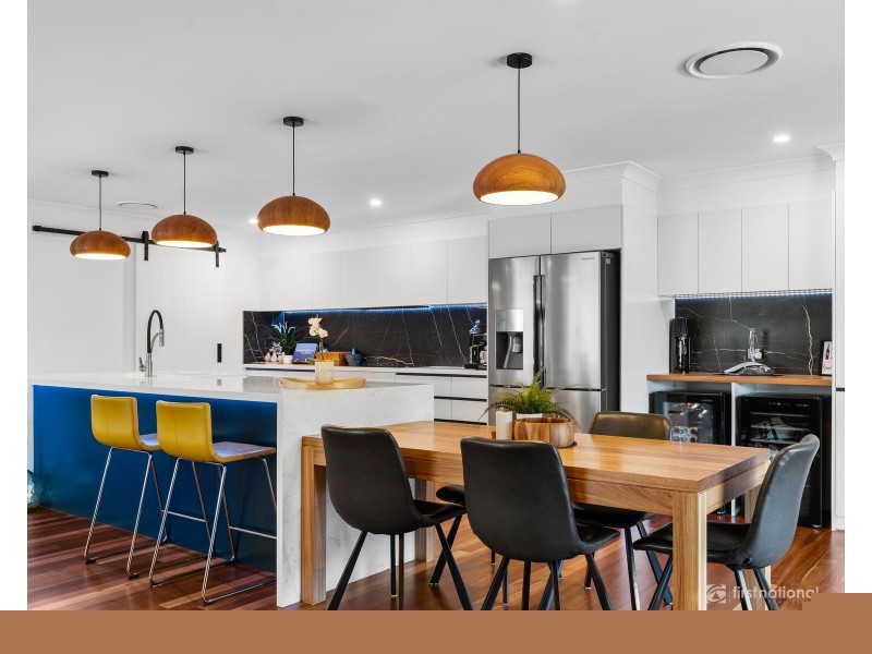 36 Mison Circuit, Mollymook Beach NSW 2539