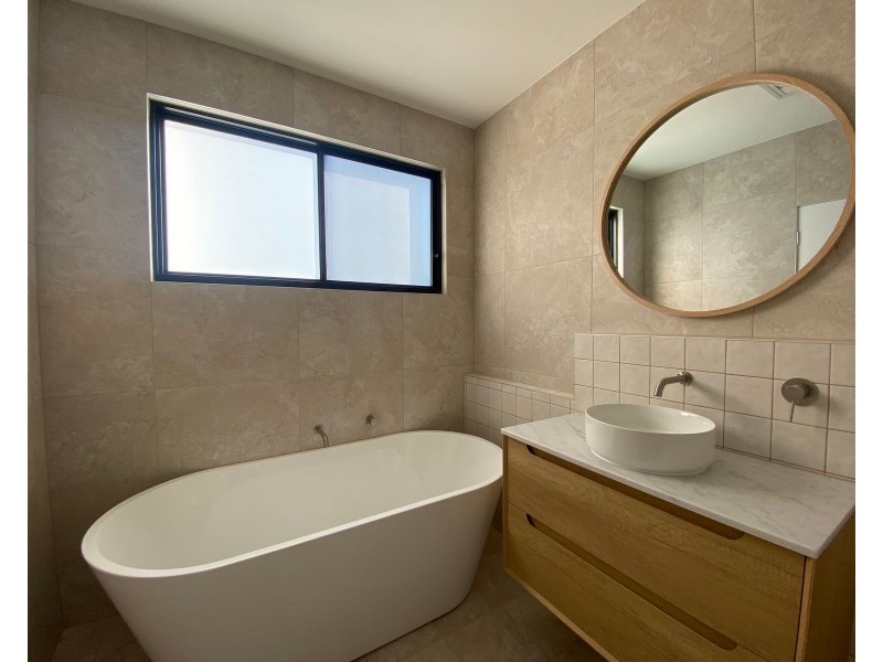 2/7 Kingsley Avenue, Ulladulla NSW 2539