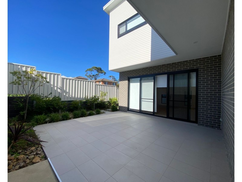 2/7 Kingsley Avenue, Ulladulla NSW 2539