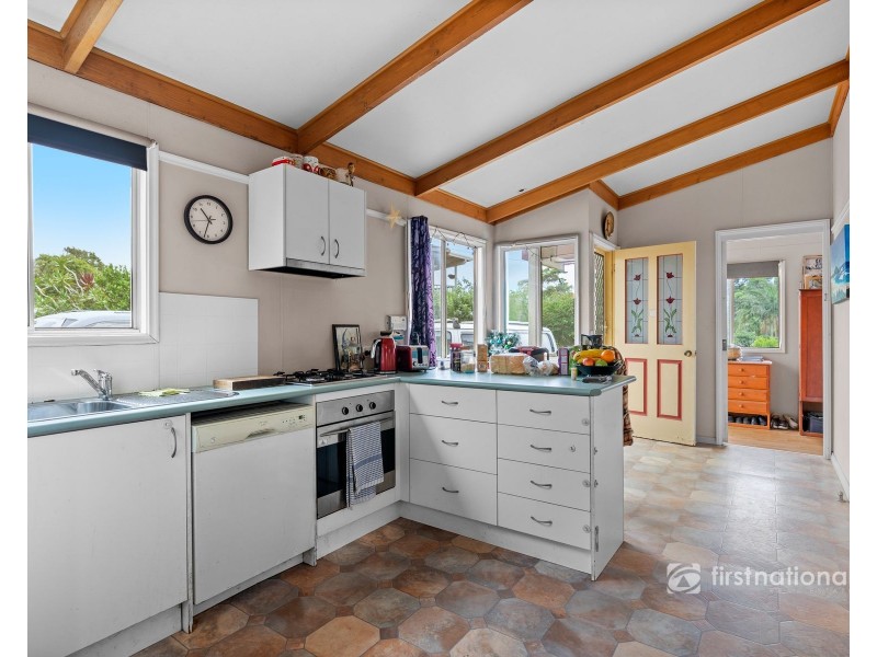 35 TORQUAY DRIVE, Lake Tabourie NSW 2539
