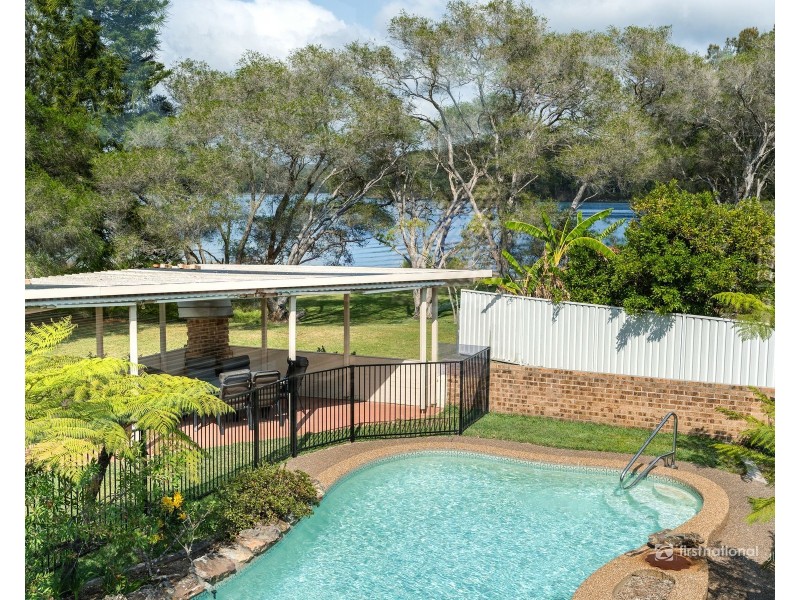 15 Casuarina Close, Burrill Lake NSW 2539