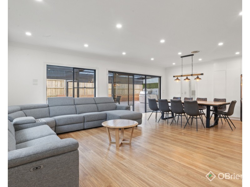 15 Ashbrook Court, Oakleigh South VIC 3167