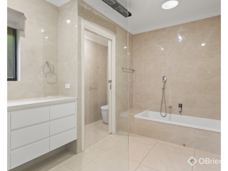 15 Ashbrook Court, Oakleigh South VIC 3167