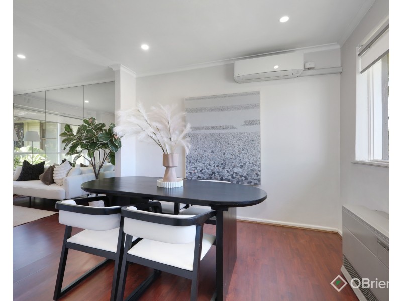 4/10 Brentwood Street, Bentleigh VIC 3204