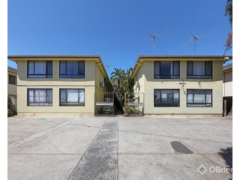 4/10 Brentwood Street, Bentleigh VIC 3204