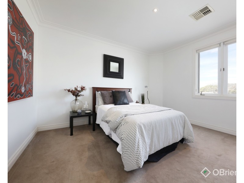8 Lynch Street Street, Brighton VIC 3186