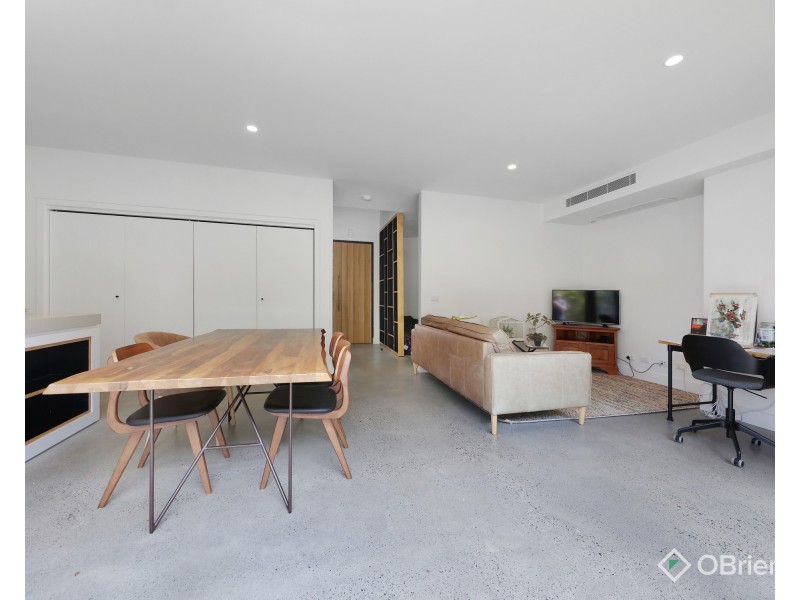 2/20 Station Avenue, Mckinnon VIC 3204